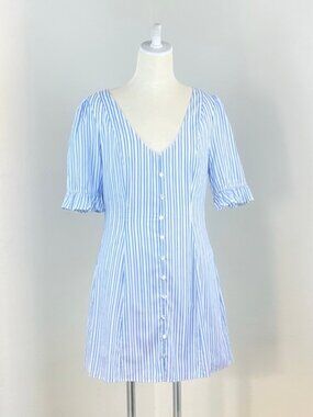 L'Academie The Belize Dress in Sky Stripe Short Sleeve — Size Medium